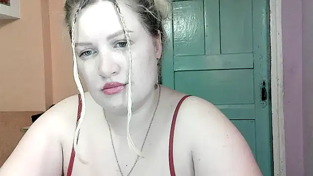 Lilit hott online show from February 12, 9:54 pm