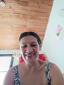 Layla Zaid online show from May 14, 3:41 pm