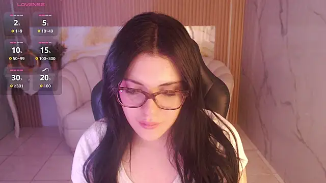 caroline 1s online show from May 3, 3:45 am