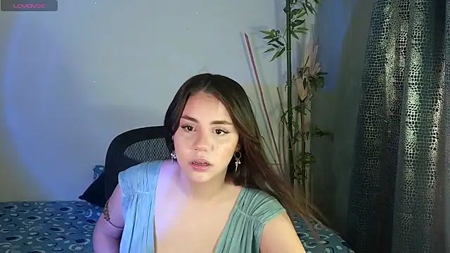 Scarlett Laurent online show from February 25, 1:21 pm