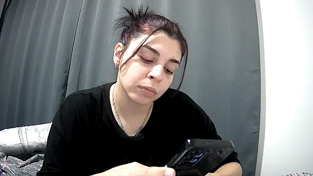 violetazein7 online show from May 16, 12:40 am