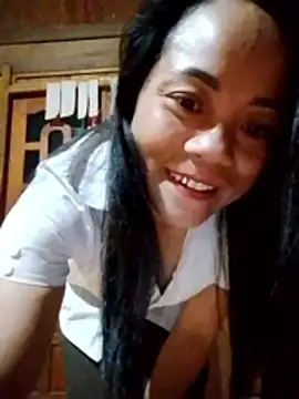 molly-xx online show from May 13, 9:22 pm