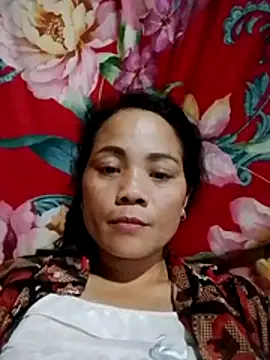 molly-xx online show from May 15, 2:24 pm