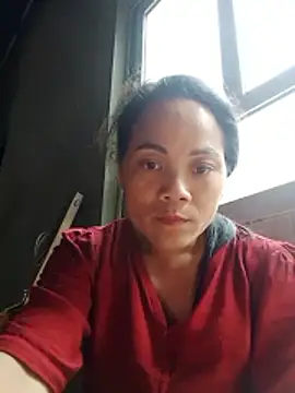 molly-xx online show from May 18, 1:35 am