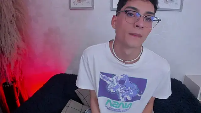 auranova online show from February 13, 3:46 am