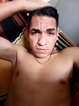 Snapshot of Morboso19cm chatting on March 17, 8:23 pm Morboso19cm online show from March 17, 8:23 pm