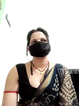karishma Bhabhi online show from May 3, 4:13 pm