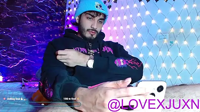 LovexJuxn8 online show from May 7, 12:05 am