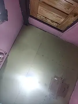 sweety pie18 online show from February 15, 7:05 am