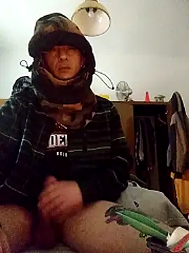 winnie198 online show from February 11, 1:27 pm