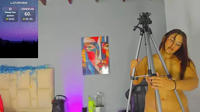 Snapshot of Zaphiro__Sky chatting on April 2, 8:45 am Zaphiro Sky online show from April 2, 8:45 am