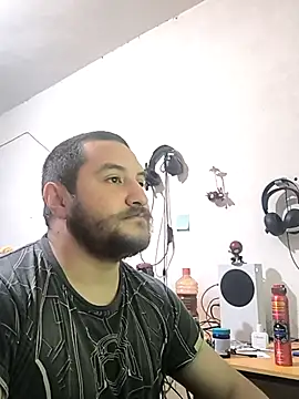 Snapshot of the_shidokun chatting on March 11, 6:14 pm the shidokun online show from March 11, 6:14 pm