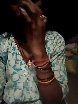 Desi Couple P online show from May 5, 4:37 pm