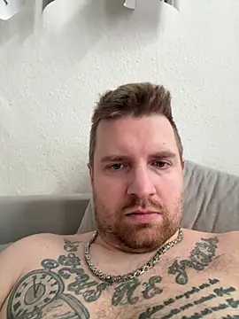 pumba1848 online show from February 12, 9:37 am