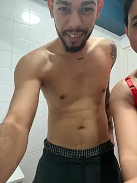 xxxsexxL online show from February 11, 2:33 pm