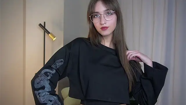 ClarineCasebolt online show from February 17, 12:45 pm