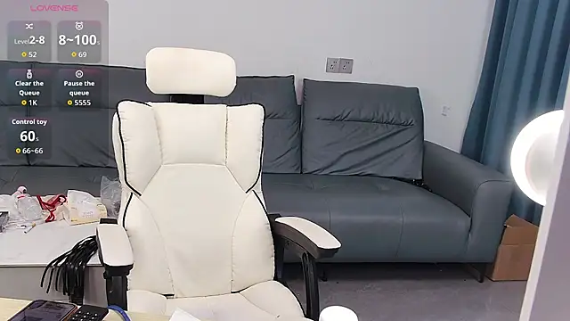 Snapshot of LX-MM chatting on March 26, 7:58 am LX-MM online show from March 26, 7:58 am