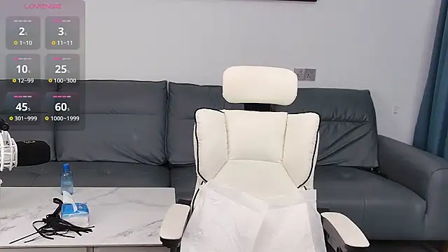 Snapshot of LX-MM chatting on March 30, 8:04 am LX-MM online show from March 30, 8:04 am