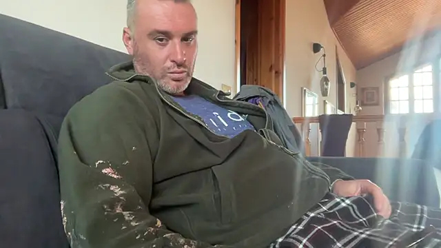 marcovik1 online show from February 18, 2:24 pm