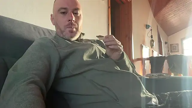 marcovik1 online show from February 21, 7:42 am