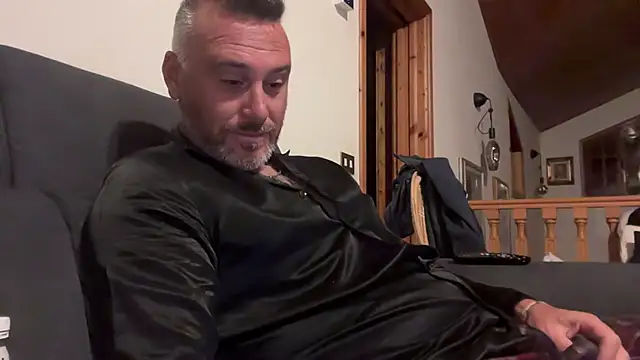 marcovik1 online show from May 6, 8:25 pm