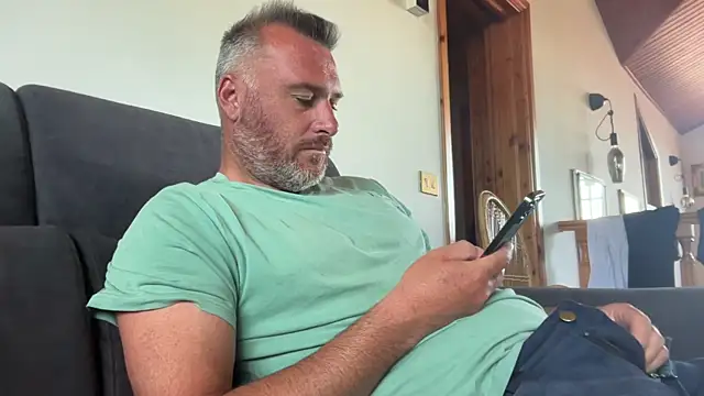 marcovik1 online show from May 21, 10:22 am