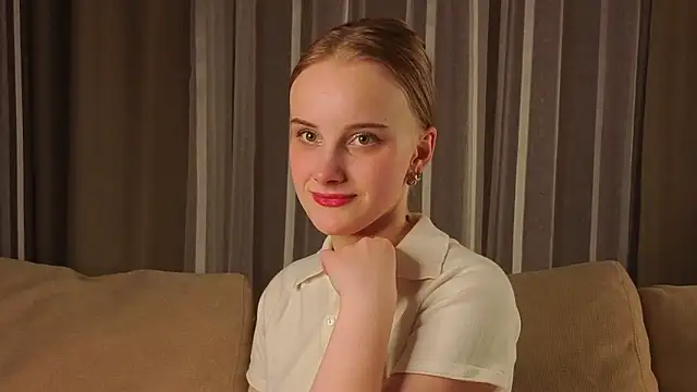 KirstinMcgeady online show from February 28, 11:33 am