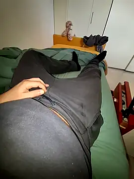 cetriolino online show from February 12, 10:10 am