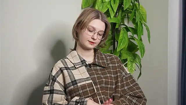 FlorindaZarcone online show from February 12, 9:15 am