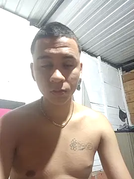 Snapshot of Mia_axelll chatting on February 13, 9:05 am Mia axelll online show from February 13, 9:05 am