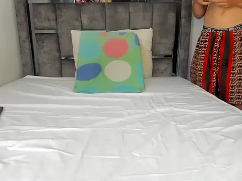 Master Ruthless77 online show from March 17, 3:15 pm