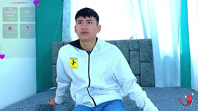 NicolasTorrez online show from February 12, 7:42 pm