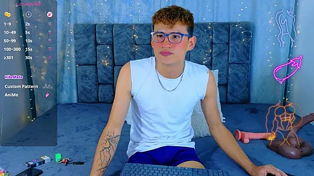 NicolasTorrez online show from May 18, 4:07 am