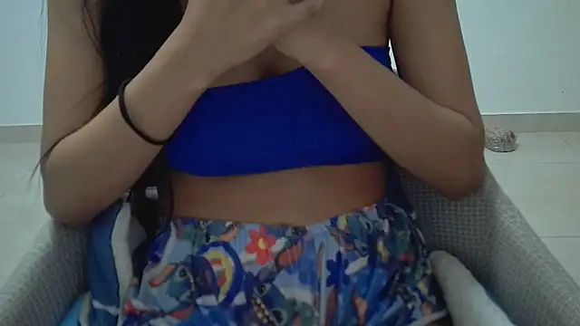 Snapshot of cleopriv00 chatting on July 14, 1:08 am cleopriv00 online show from July 14, 1:08 am