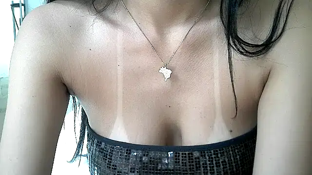Snapshot of cleopriv00 chatting on July 27, 1:29 pm cleopriv00 online show from July 27, 1:29 pm