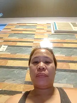 squirtshantal online show from October 4, 4:54 am