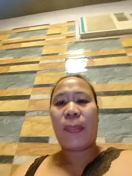 squirtshantal online show from February 7, 11:25 am