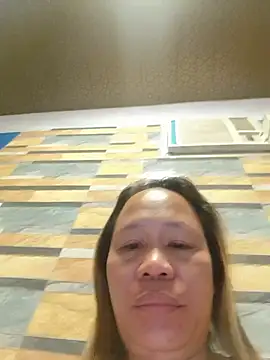 squirtshantal online show from May 15, 9:22 pm