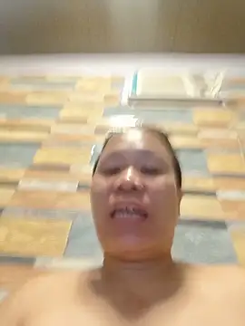 squirtshantal online show from May 18, 4:07 am