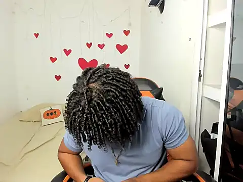 alexj black  online show from March 10, 11:26 am