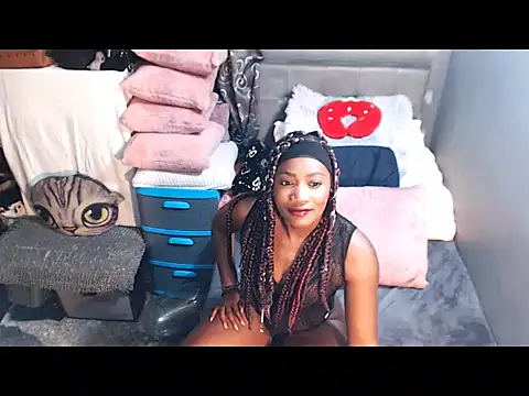 alanalaurent15 online show from February 19, 9:05 am