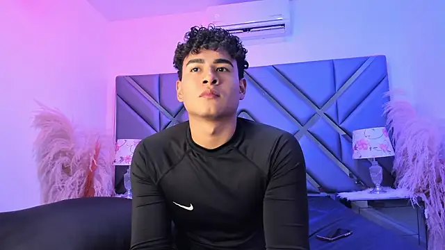 Snapshot of Bastixvontade chatting on March 25, 12:38 am Bastixvontade online show from March 25, 12:38 am