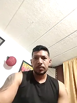 Jesusluis online show from February 12, 1:11 am