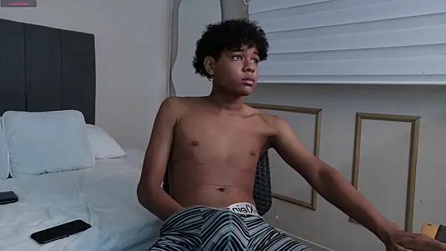 Twink Alex19 online show from February 19, 12:34 pm