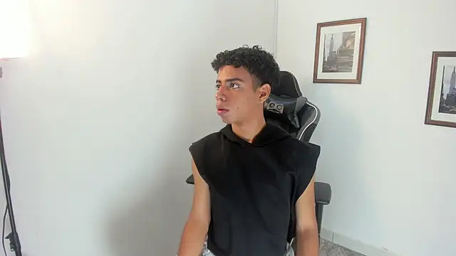 alexx cum18 online show from July 5, 1:51 pm