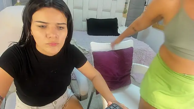 Veyra sereny online show from March 23, 10:36 pm