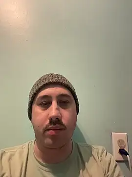 Snapshot of prestigiousdad00 chatting on February 12, 6:19 am prestigiousdad00 online show from February 12, 6:19 am