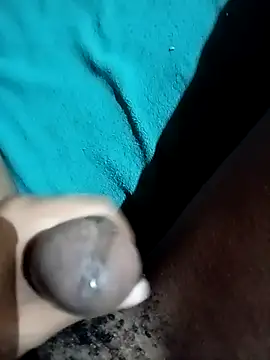 Snapshot of Naughtyboyz063 chatting on February 13, 1:01 am Naughtyboyz063 online show from February 13, 1:01 am