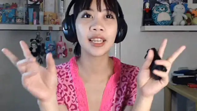 GloryKulikowski online show from March 9, 2:15 am