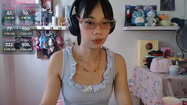 GloryKulikowski online show from March 23, 2:15 am